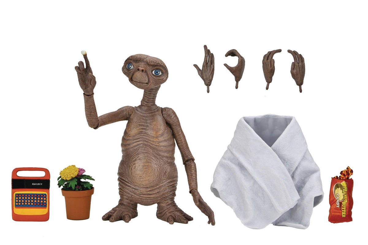 E.T. The Extra-Terrestrial 5 Inch Action Figure Ultimate - E.T. Original